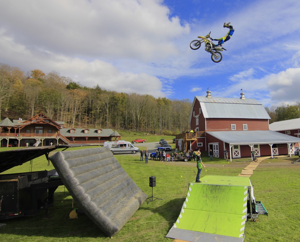 Dialed Action Extreme Sports Stunt Show
